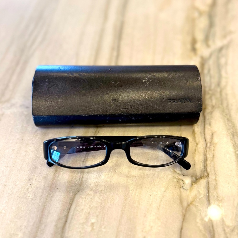 Prada readers